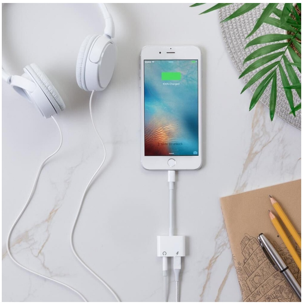 iPhone 8 Pin Lightning Aux Çevirici + Şarj Girişi - Hadron HD4671 3.5 mm Jack Kulaklık Adaptörü
